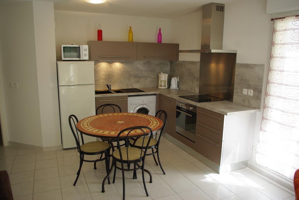 Amandrey-De-Provence Apartment Saint-Rémy-de-Provence Стая снимка